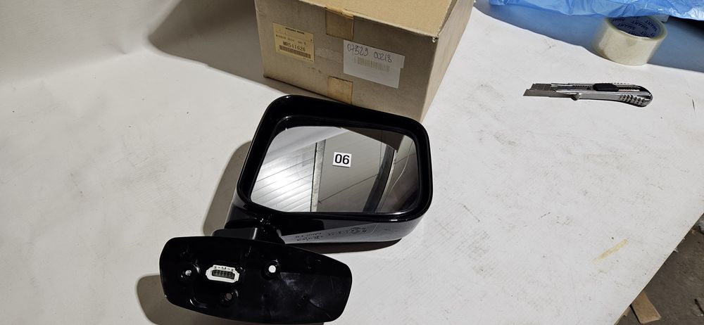 Lusterko boczne prawe mitsubishi Space wagon 5 pin nowe oryginał