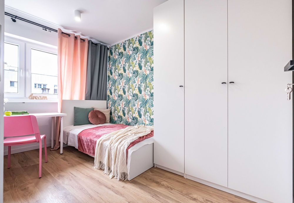 NOWY,przytulny pokój dla DZIEWCZYNY