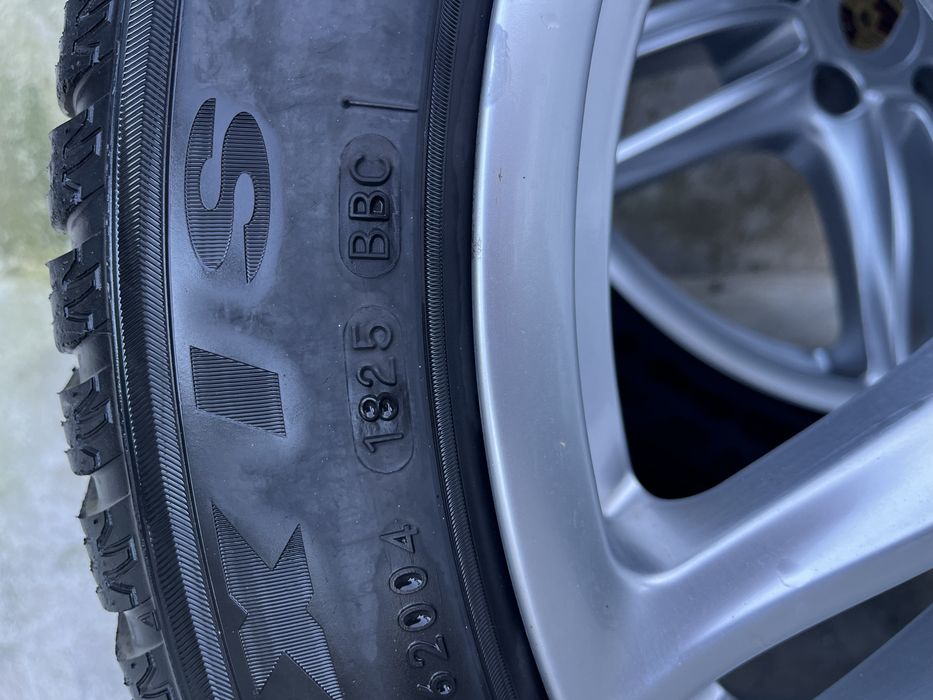 Jantes originais porsche 19” com pneus