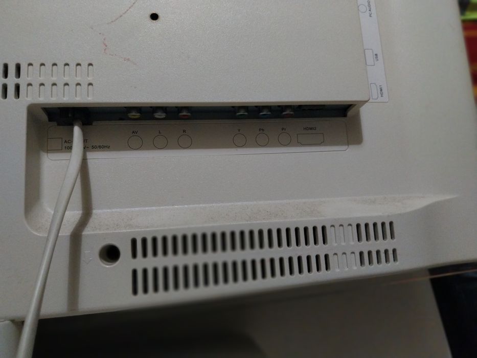 Vendo televisão haier