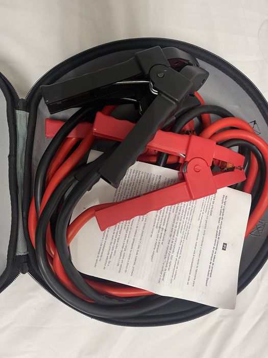 Cabos de arranque para automoveis com estojo