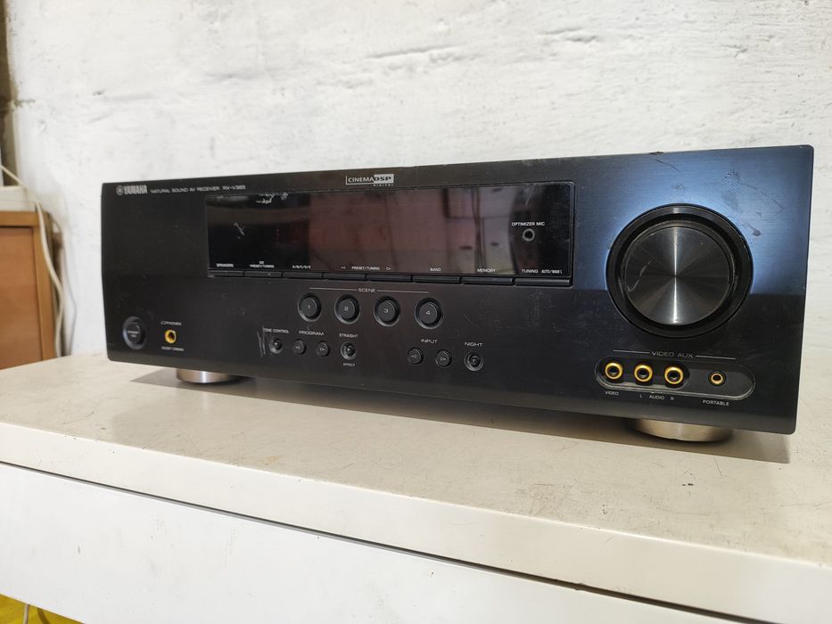 Amplituner AV Yamaha RX-V365 240W HDMI