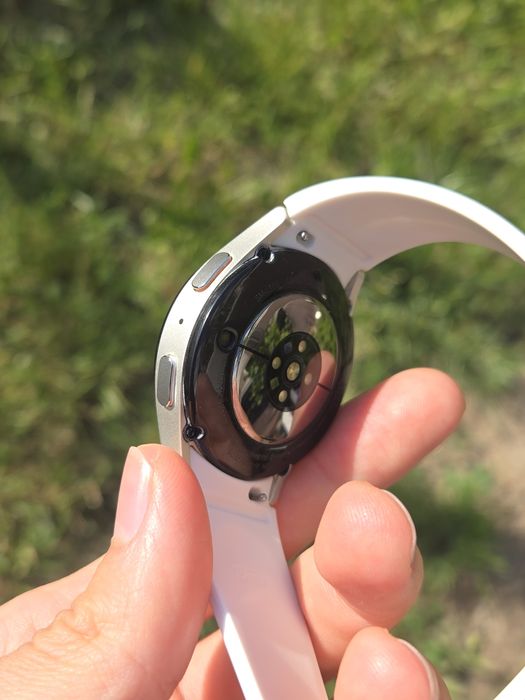 Samsung Galaxy Watch 7 + додатковий магнітний ремінець + оригінальний блок живлення Samsung 25w