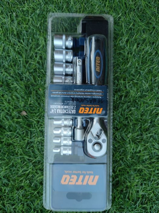 Zestaw 1/4 grzechotka 11 nasadek nasadowe