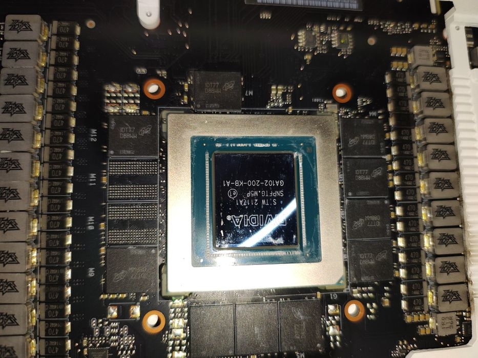 Rtx 3080 asus rog strix white