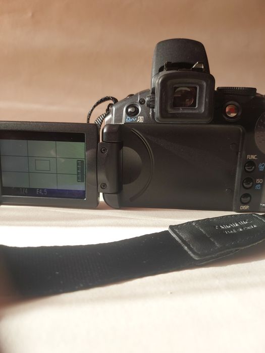 Продам Canon EOS 300D, штатиф та canon s5is