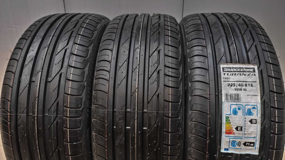 шини 225/40R18. Пари Літо. Стан нових