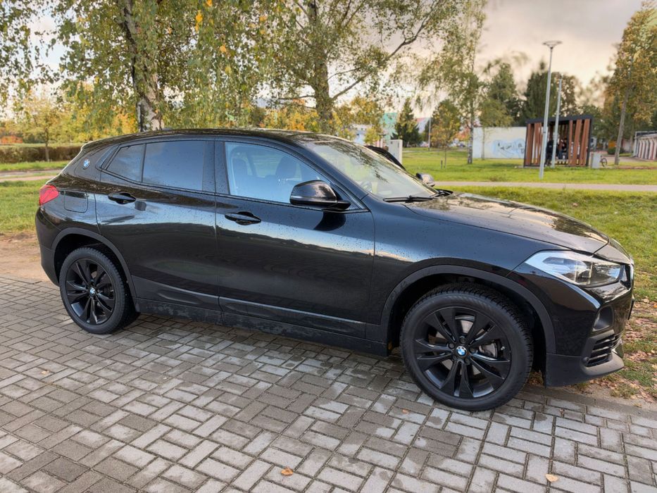 BMW X2