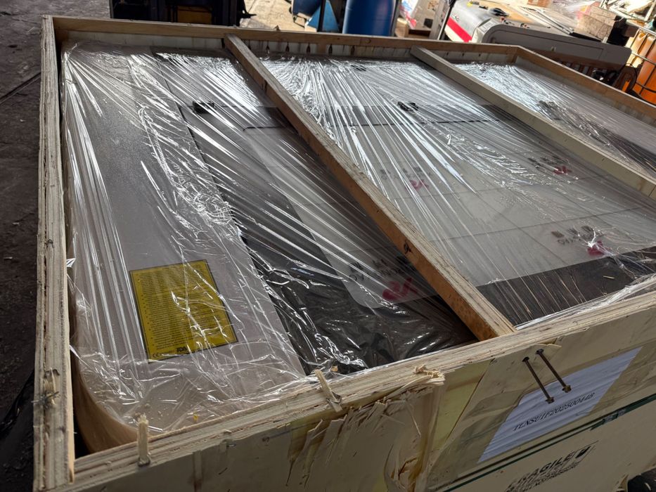 Profesjonalny laser 1390, CO2, 150W z kamerą SV300-New