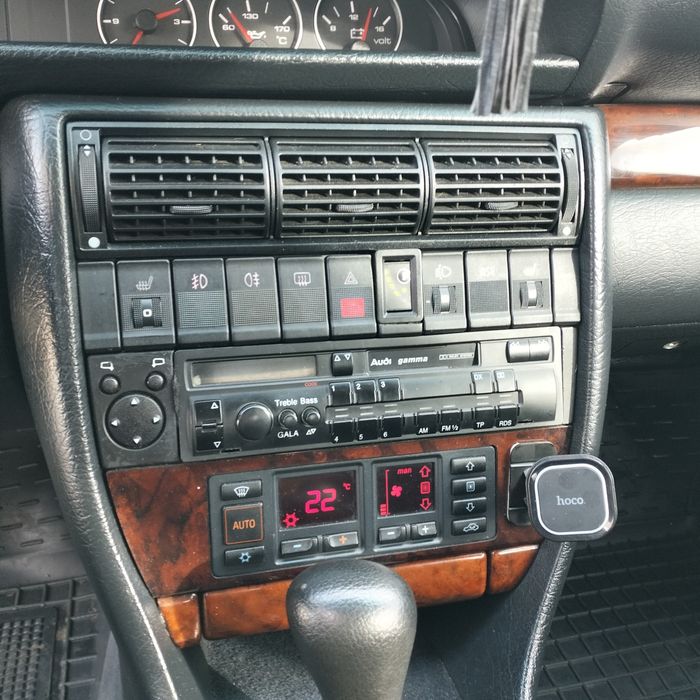 Автомобіль Ауді А6