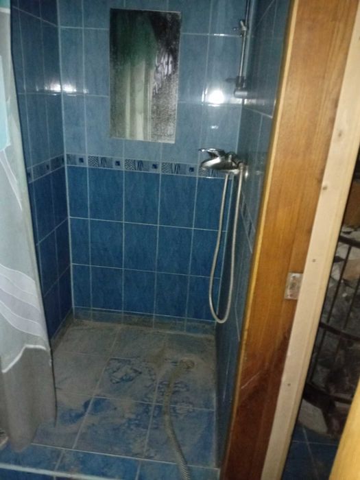 Здам будинок 290м.кв. в Чернівцях в районі Ленківців