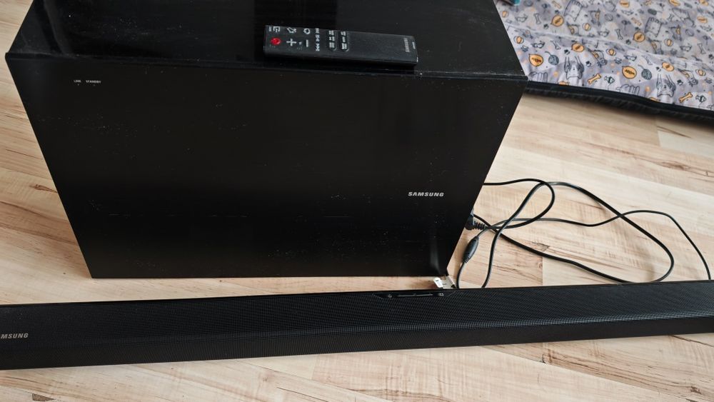 Soundbar Samsung HW-J550