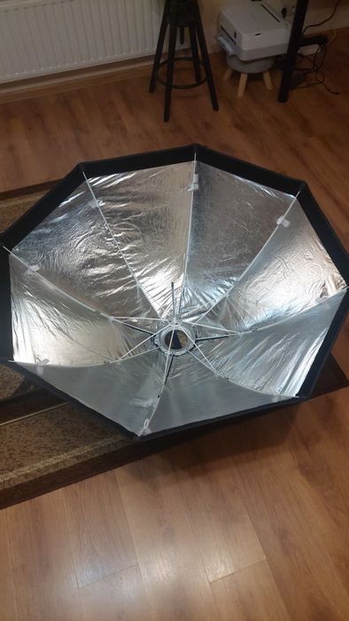 Softbox Octa 120cm Quadralite z gridem bowens