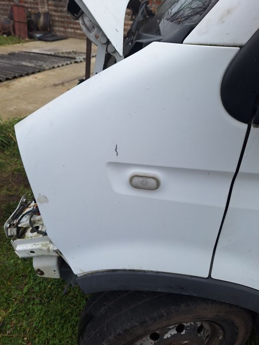 Крило renault master 2