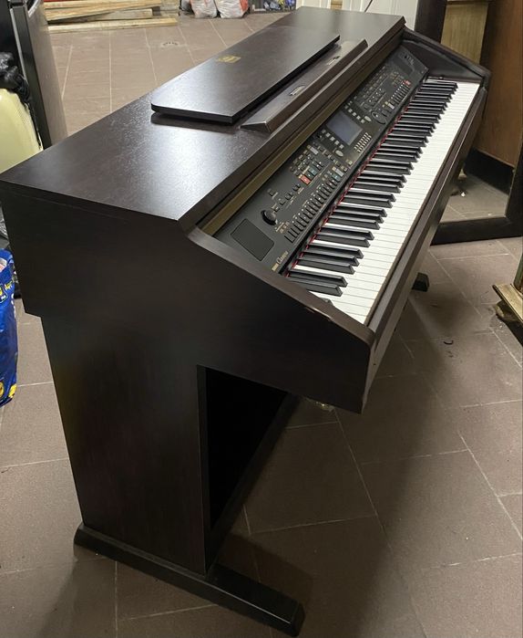 Piano Yamaha Clavinova