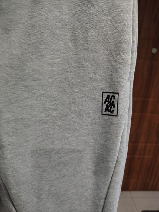 Cropp Spodnie dresowe S Nowe
