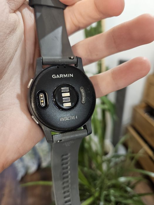 Garmin Vivoactive 4 – stan dobry, w pełni sprawny