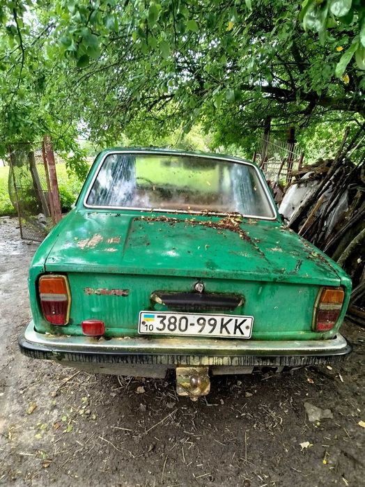 Автомобіль Volvo 144