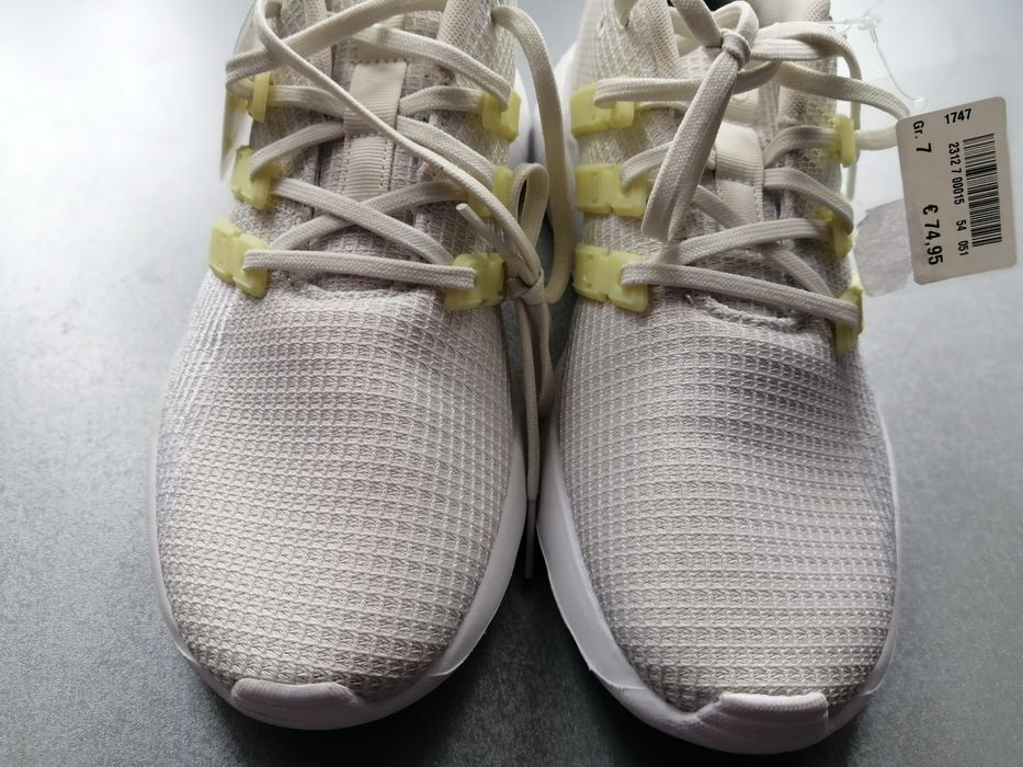 Кросівки  adidas