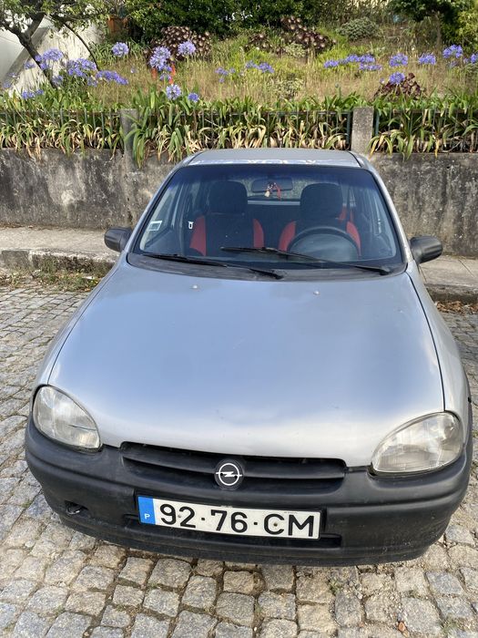 Opel corsa-B 1993