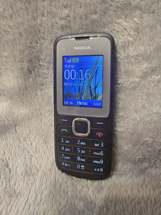 Telefon Nokia C1