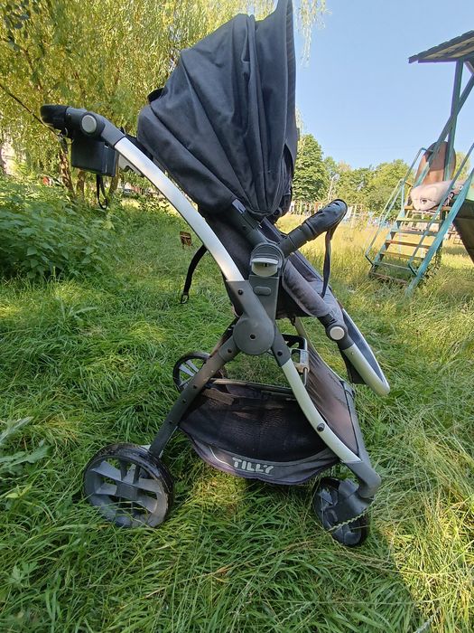Прогулянкова коляска Tilly