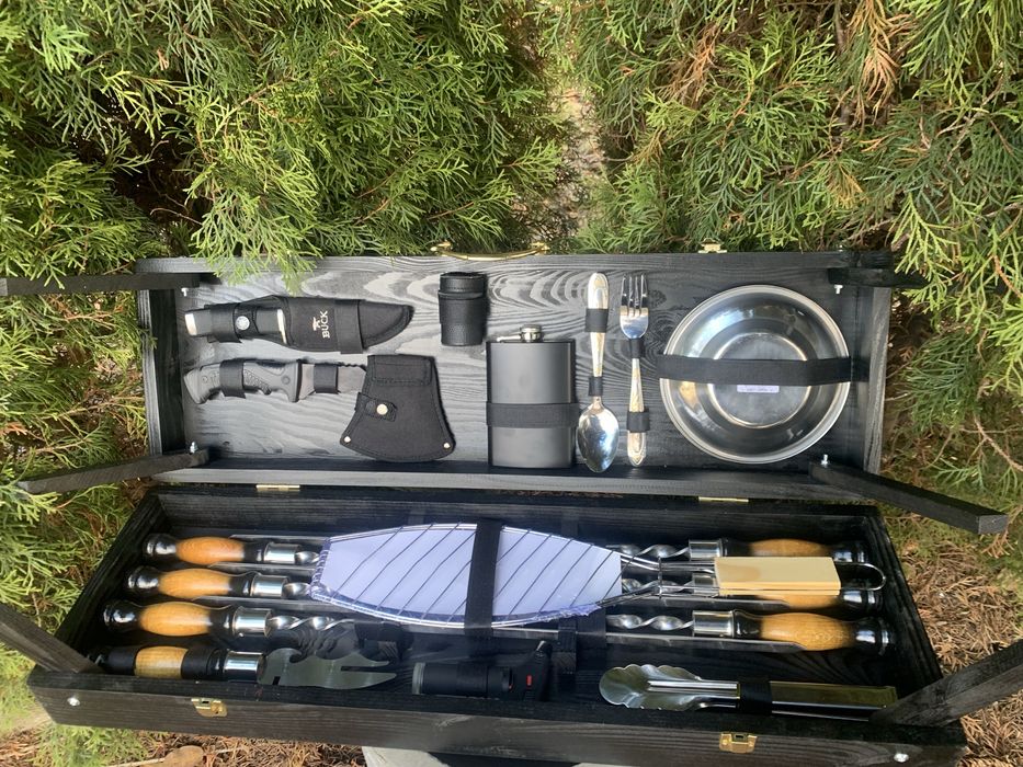 Подарочные Шампура в кейсе-столике для барбекю гриля мужу куму брату