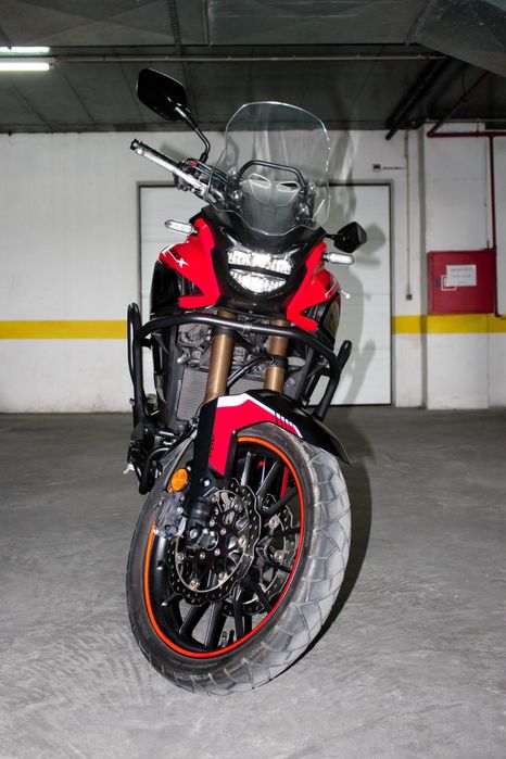 Honda CB500X de 2023 com 16.000km - Pack com Extras