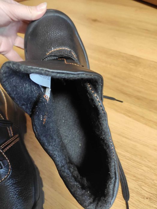 черевики робочі кожзам 300 грн