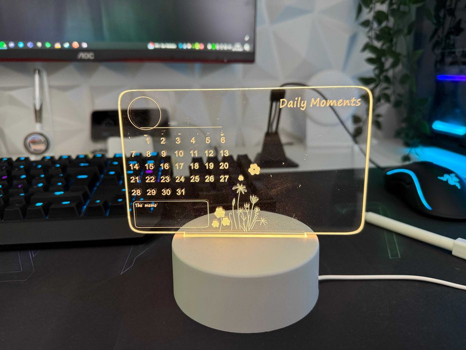 Retro-Illuminated Calendar with Marker64284874307713121