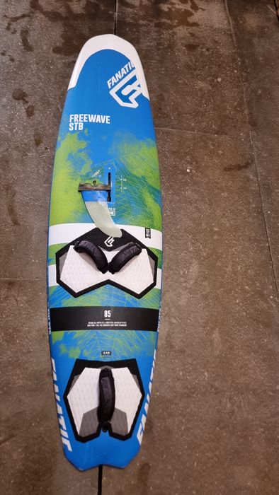Prancha de Windsurf  Fanatic Freewave STB 85lts