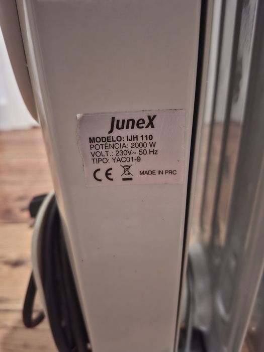 Aquecedor a Óleo Junex 2000W - Bom Funcionamento