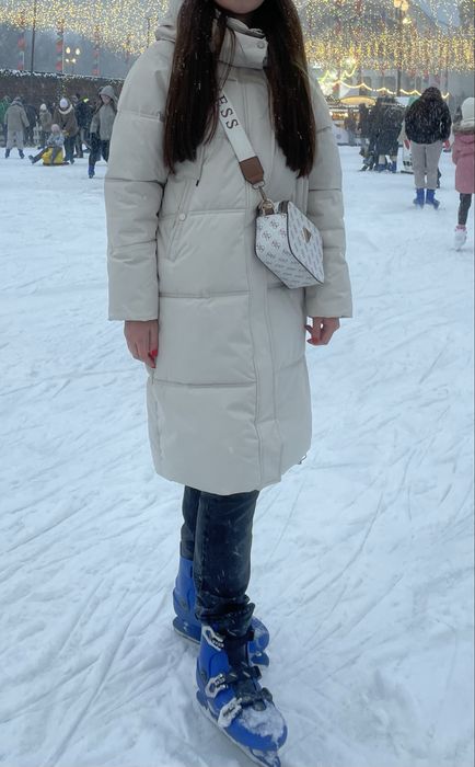 Зимовий пуховик