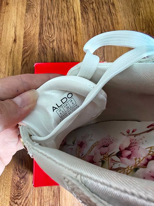 Białe adidasy sneakersy ALDO 40