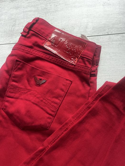 10 par jeansów Guess Hilfiger Armani Trussardi DKNY