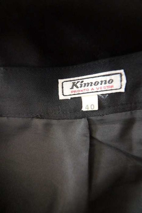 Saia travada preta da Kimono
