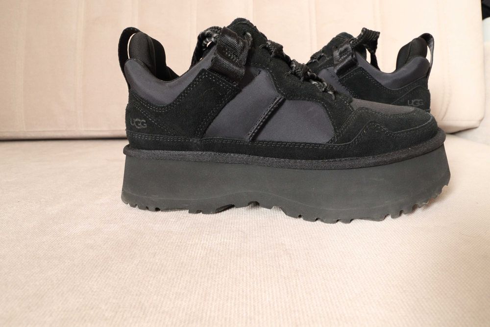 Skórzane sneakersy UGG Astromel 41