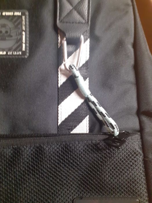 Solidny żółto czarny, szkolny plecak młodzieżowy 42x32x12