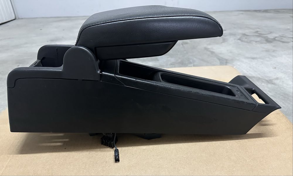 Apoio de braço + consola central Bmw E46 Série 3 Sedan, E46 Touring, E46 Compact de 1998 a 2005