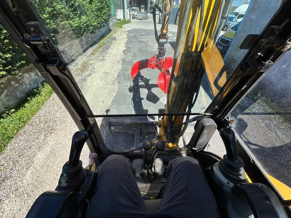 JCB Giratória 8035 ZTS