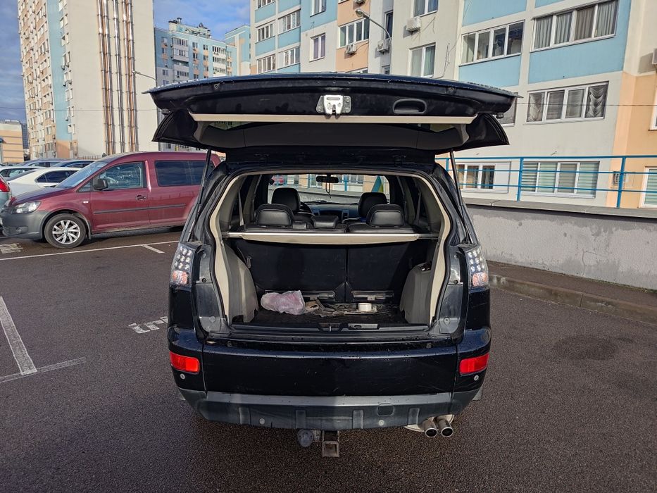 Mitsubishi outlander xl