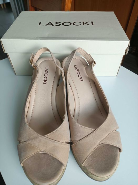 Buty na koturnie Lasocki roz 38