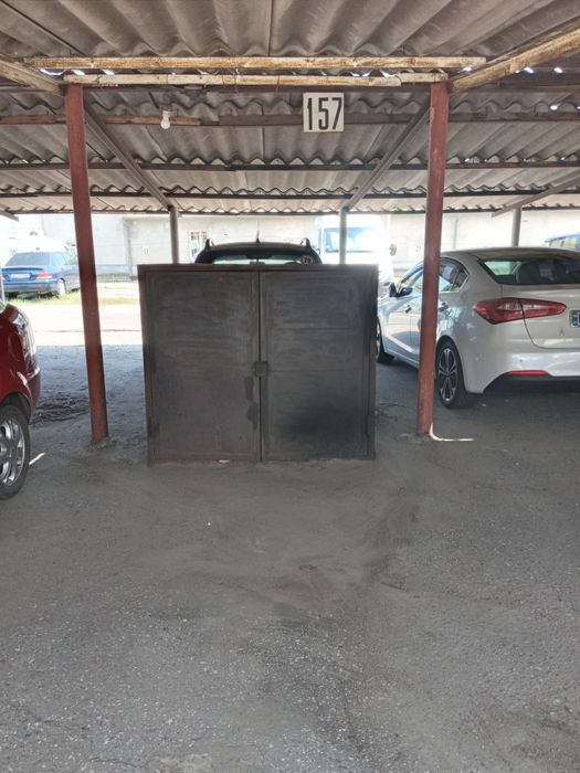 Сдам  крытое  место  на стоянке