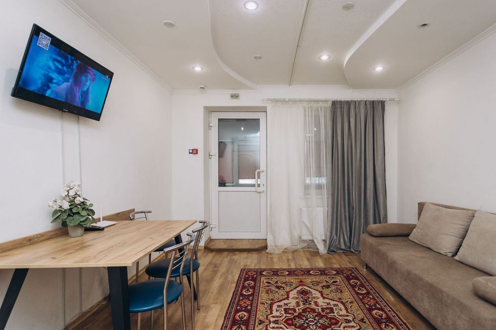 Квартира Подобово та Погодинно. Євроремонт. Р-н Петропавлівський 3 кім