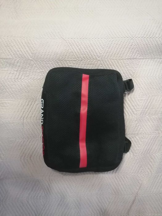 Poduszka powietrzna, nadmuchiwane siedzisko marki Grand Pitstop