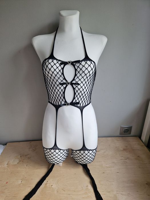 Siateczkowy komplet z pończochami