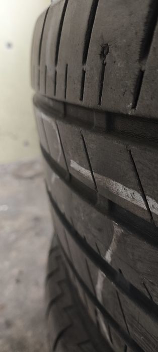 Opony 225/55/R17 97V Bridgestone T005A