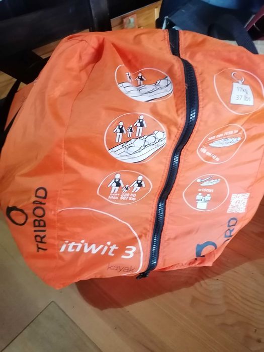 Kayak Tribord Itiwit 3 +págaias e + 3 coletes semi novo