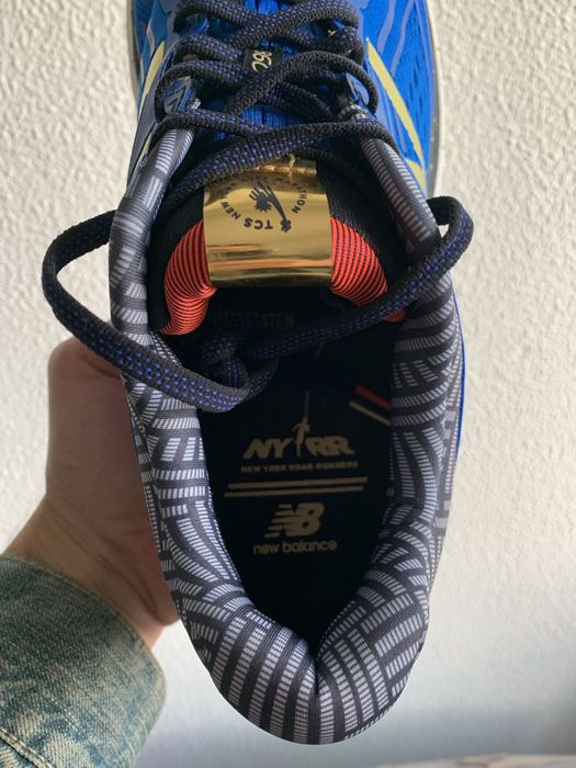 Tenis corrida New Balance 860 v8 edicao especial NY Marathon