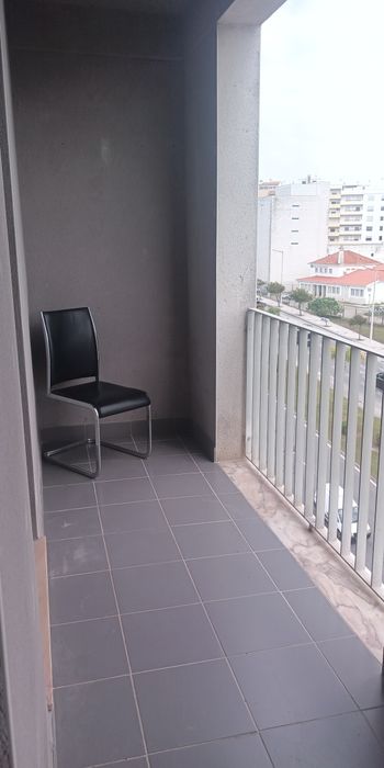 Apartamento T3 central,  Com garagem
